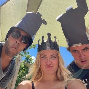 Meet your Posher, Elaina